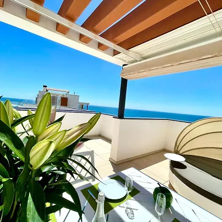 Luxury 3 Bedroom Penthouse Apartment Fuengirola