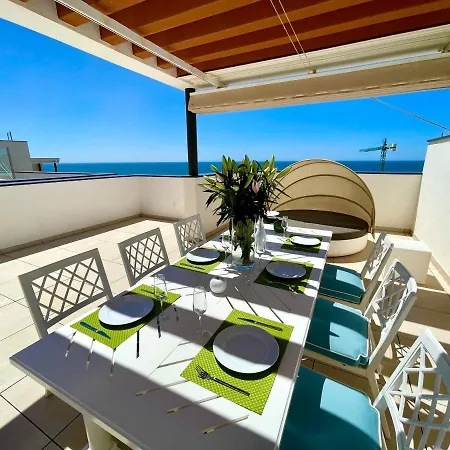 アパート Luxury 3 Bedroom Penthouse