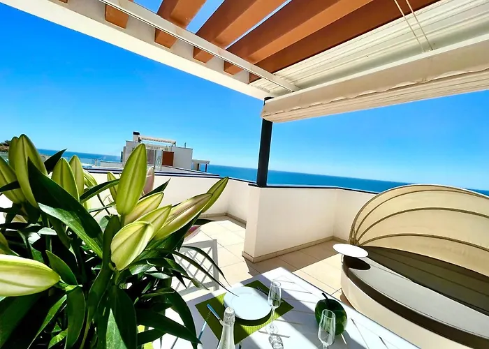 Luxury 3 Bedroom Penthouse Apartment Fuengirola