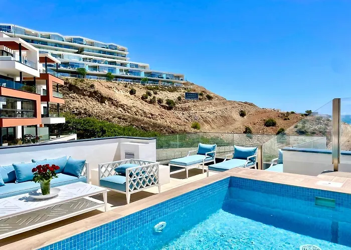 Luxury 3 Bedroom Penthouse Apartment Fuengirola