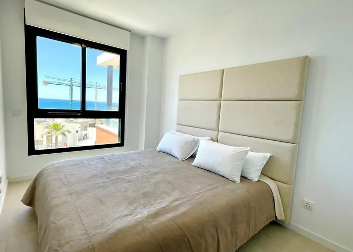 Luxury 3 Bedroom Penthouse Apartment